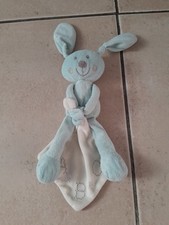 DOUDOU PLAT LAPIN ABC POMMETTE
