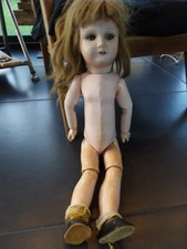 PARIS 301 10 Poupée ancienne