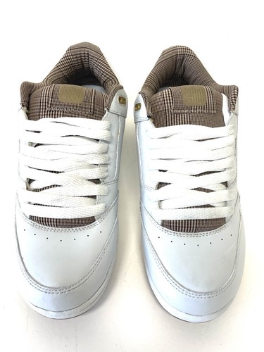 Koston size 9 - e’s,