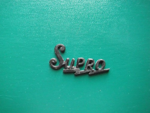 Supro guitar logo black - supro,