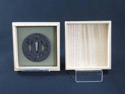 Edo era tsuba - tsuba, sukashi