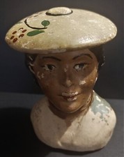 Tirelire en terre cuite tête féminine niçoise début XXème