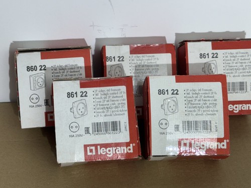 Lot legrand otéo - 5,