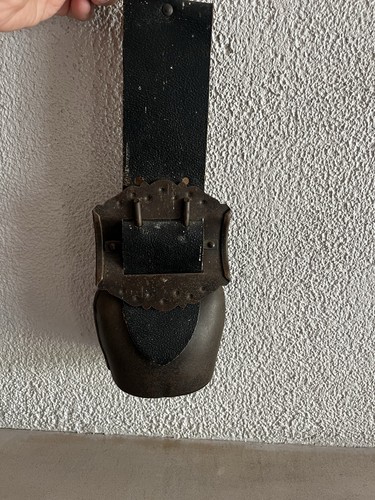 Ancienne cloche sonaille