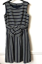 Robe chic Bleu Marine rayure Blanc Vert "R" Japon Taille 36 NEUF !