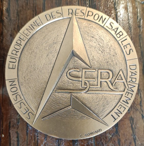 Ancienne médaille bronze - médaille,