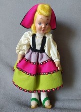 Poupée italienne en feutre