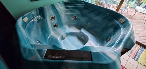 Jacuzzi hot tub - jacuzzi,