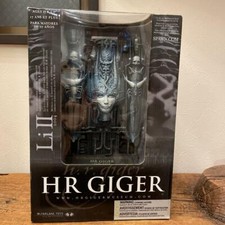 Figurine H. R. Giger 2004