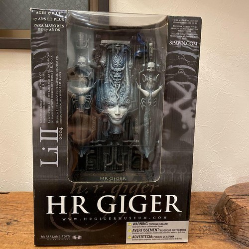 Figurine giger 2004 - figurine,