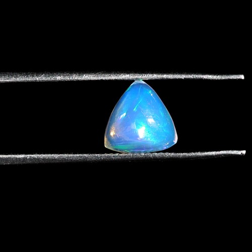 Welo opal cabochon trillion - welo,