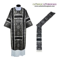 Vêtement dalmatique