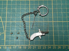 Pistolet miniature calibre 2 mm à broche système LEFAUCHEUX de 1890.