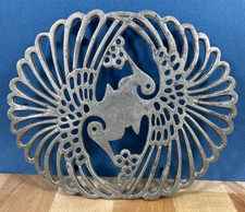 Ancien dessous de plat étain