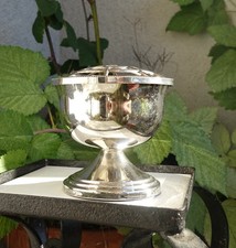 Ancien pique fleur en métal