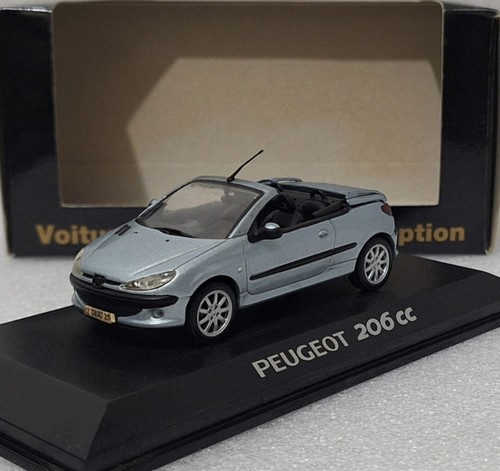 Peugeot 206 bleu clair - cc,