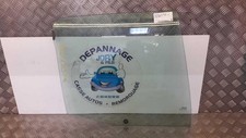 Vitre arriere droit PEUGEOT