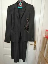 Très bel ensemble tailleur