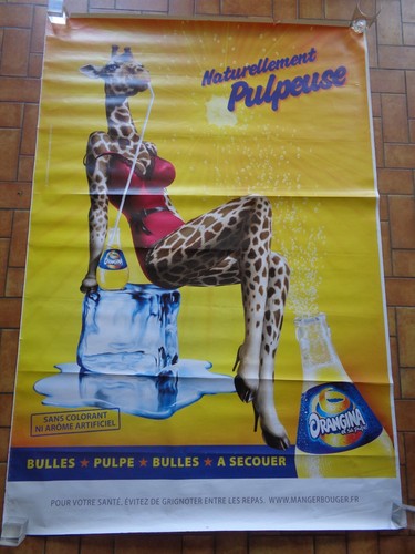 Grande affiche publicitaire - grande,