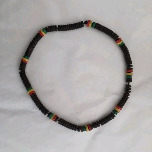 Collier bois rouge - en, vert