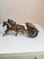 cheval et charette en laiton