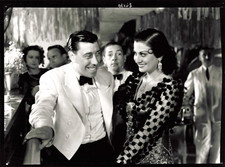 PHOTO CINEMA FILM ACTEUR FRANCAIS FERNANDEL TIRAGE ARGENTIQUE 24 x 17,5 CM