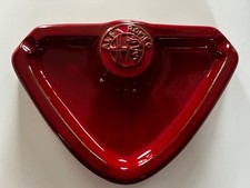 Cendrier publicitaire en céramique vernissée rouge Alfa Roméo