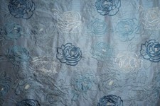 Tissu SOIE SAUVAGE brodée