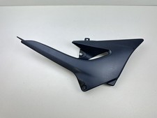 CARENAGE SOUS SELLE DROIT KAWASAKI ZR7 750 1999-2003