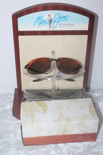 Neuf lunettes soleil - :,