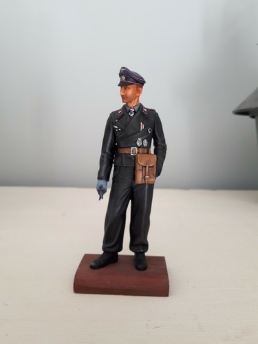 Figurine peinte officier - figurine,