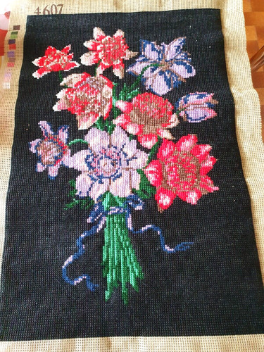 Tapisserie canevas fleurs - canevas,