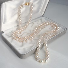 Collier long brin perle Akoya