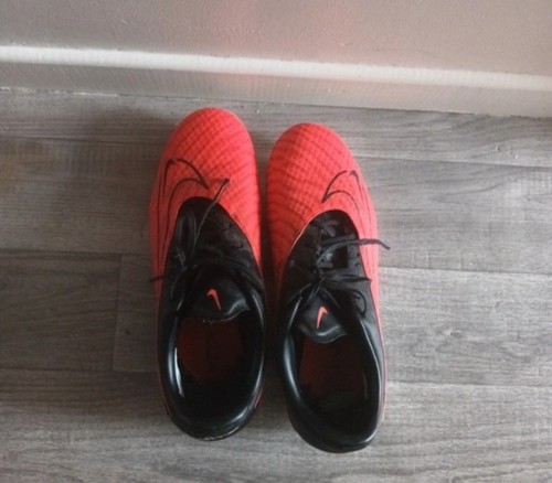 Crampons moulés nike - moulés, t42,5