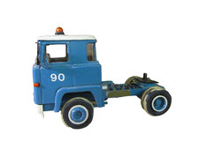 720Y Scania 140 V8 Nacoral