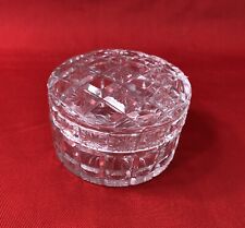 boite ronde en cristal taillé BACCARAT modèle DIAMANT ETOILES bijoux Bonbonnière