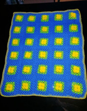 Napperon crochet vintage, rétro bleu et jaune en laine fait main 52x63