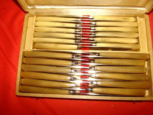 Coffret couteaux de - 12,
