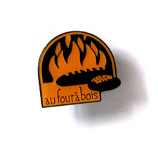 PIN S AU FOUR A BOIS