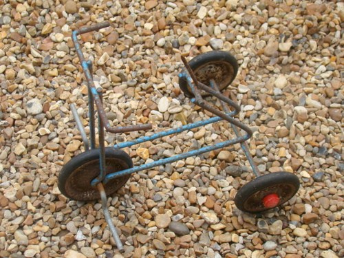 Tricycle metal ancien - tricycle, pour