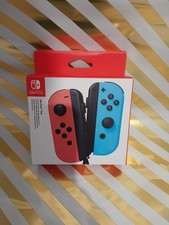 Nintendo Joy-Con Paire de Manettes de Jeu pour Nintendo Switch - Rouge/Bleu