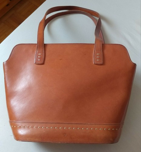 Sac porté épaule cuir
