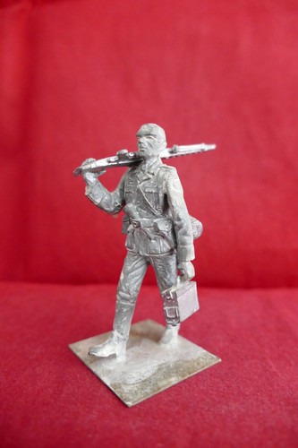 Soldat plomb allemand avec - soldat,