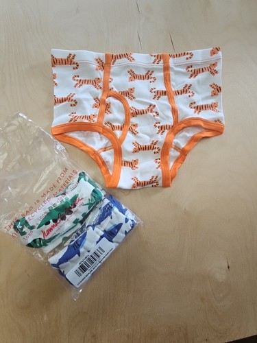 Nwt hanna andersson shark - nwt,
