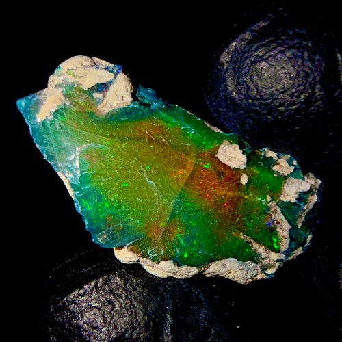 Opale noire éthiopienne - opale,