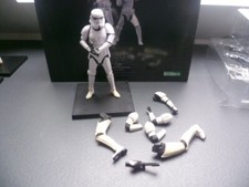 Star wars figurines storm