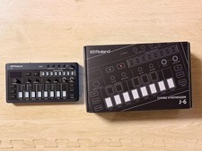 ROLAND J-6 CHORD SYNTHESIZER