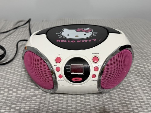 Read hello kitty - hello,