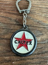 PORTE CLE EMAILLE CALTEX GARAGE DES AILES LEVALOIS PERRET