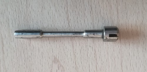 Rare vintage axe sortie de - /,
